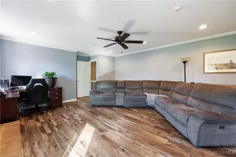 204 Pine St, Jarratt, VA 23867 photo 12