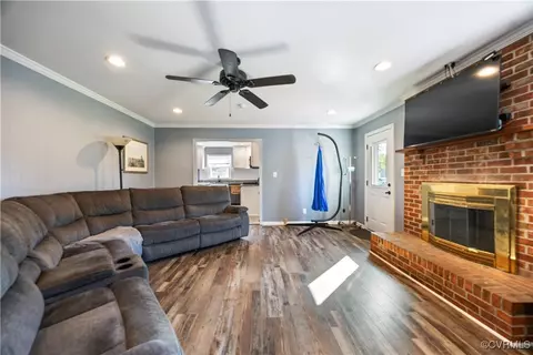 204 Pine St, Jarratt, VA 23867 photo 13