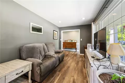 204 Pine St, Jarratt, VA 23867 photo 6