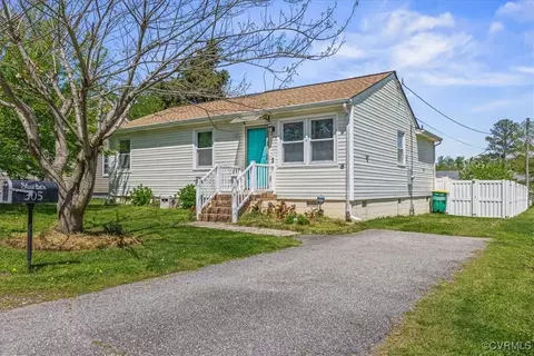 305 S 22nd Ave, Hopewell, VA 23860