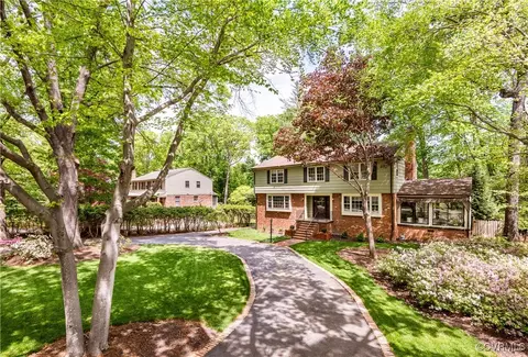 2417 Scarsborough Dr, North Chesterfield, VA 23235