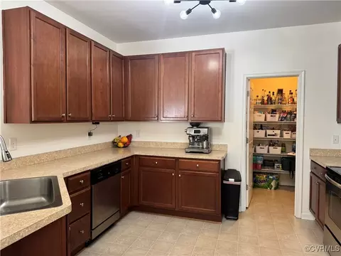 1802 Rustads Cir, Williamsburg, VA 23188 photo 11