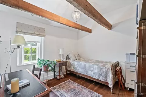 Bedroom - 300 Poorhouse Rd, Rice, VA 23966 photo 4 of 6