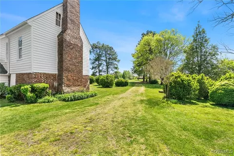 Exterior - 300 Poorhouse Rd, Rice, VA 23966 photo 7 of 18