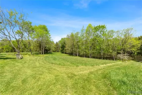 Exterior - 300 Poorhouse Rd, Rice, VA 23966 photo 16 of 18