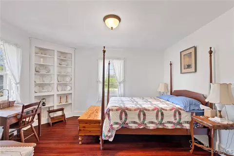 Bedroom - 300 Poorhouse Rd, Rice, VA 23966 photo 1 of 6