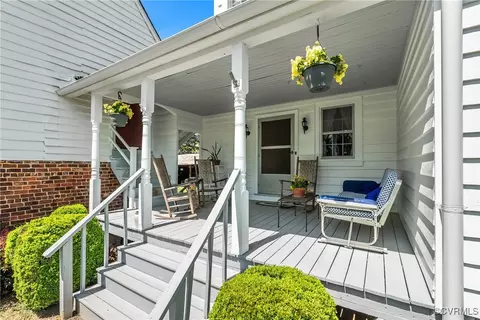Exterior - 300 Poorhouse Rd, Rice, VA 23966 photo 3 of 18