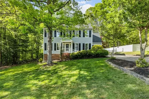 10424 Hamlin Dr, Chester, VA 23831