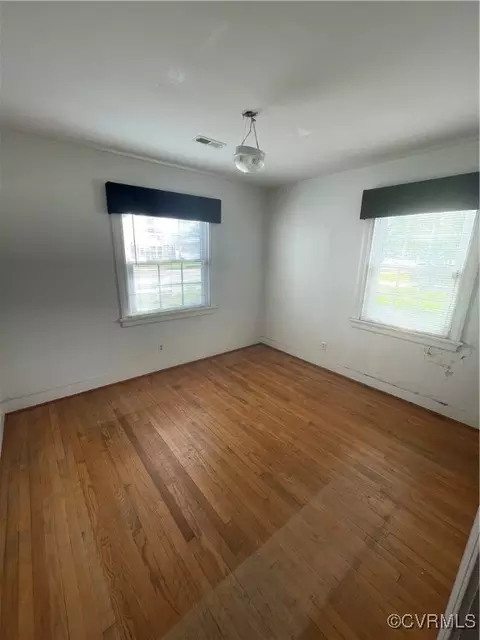 Bedroom - 262 E Williamsburg Rd, Sandston, VA 23150 photo 2 of 3