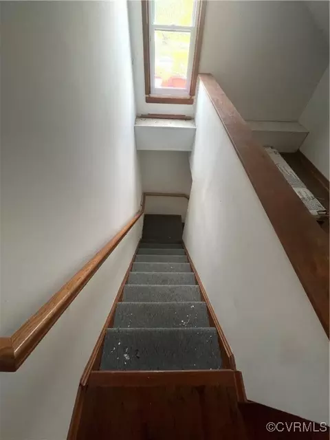 Entry Way - 262 E Williamsburg Rd, Sandston, VA 23150 photo 1 of 1