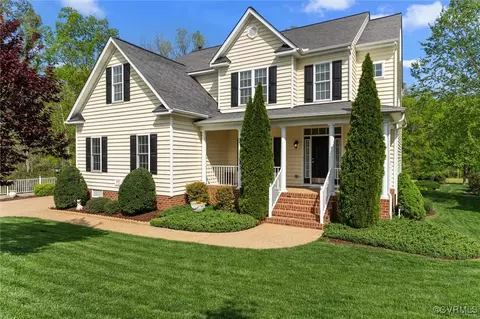 2231 Thorncrag Ln, Midlothian, VA 23112