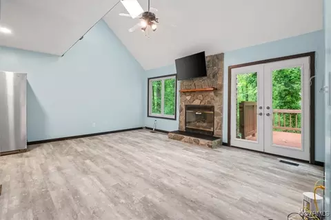 3018 Maplevale Rd, Chester, VA 23831 photo 18
