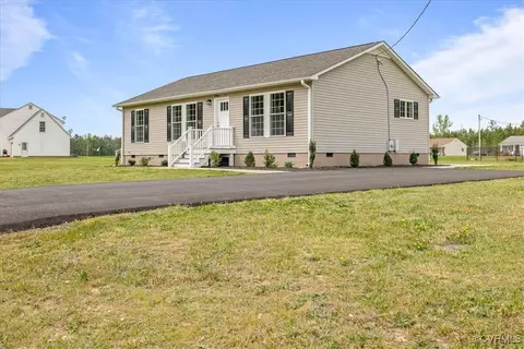 29209 Forestview Dr, Waverly, VA 23890