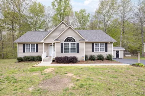 4402 Canvasback Ct, Petersburg, VA 23803