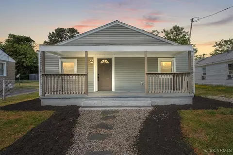 613 N Carolina Ave, Petersburg, VA 23803