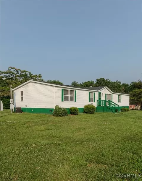 Exterior - 1455 Hendricks Rd, Pamplin, VA 23958 photo 5 of 8
