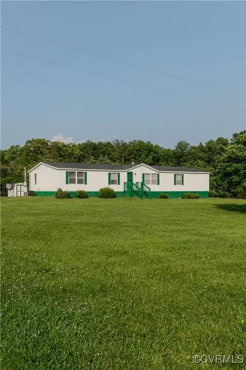 Exterior - 1455 Hendricks Rd, Pamplin, VA 23958 photo 3 of 8
