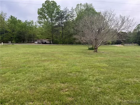 Exterior - 1455 Hendricks Rd, Pamplin, VA 23958 photo 7 of 8