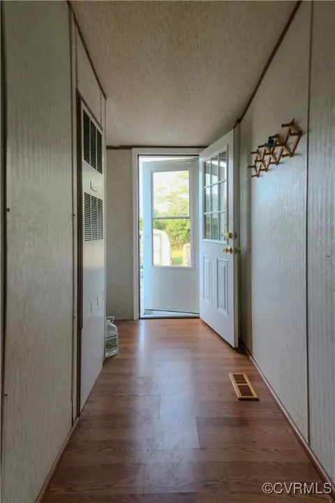 Entry Way - 1455 Hendricks Rd, Pamplin, VA 23958 photo 3 of 3