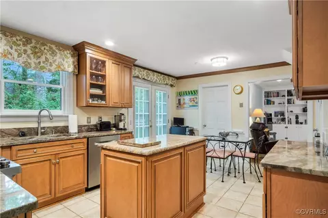 100 Woodmere Dr, Williamsburg, VA 23185 photo 11