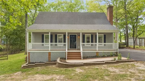 11511 Leiden Ln, Midlothian, VA 23112
