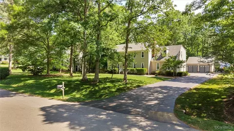 12711 Foxstone Rd, Midlothian, VA 23113