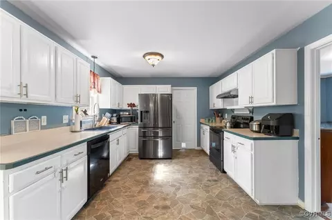 2501 Brookforest Rd, Midlothian, VA 23112 photo 12