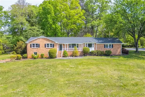 12000 Lucks Ln, Midlothian, VA 23114