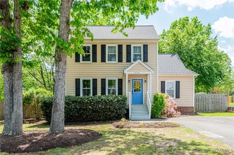 2153 Oakhampton Pl, Henrico, VA 23233