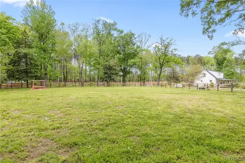 Exterior - 14510 Lew Jones Rd, Dewitt, VA 23840 photo 6 of 20