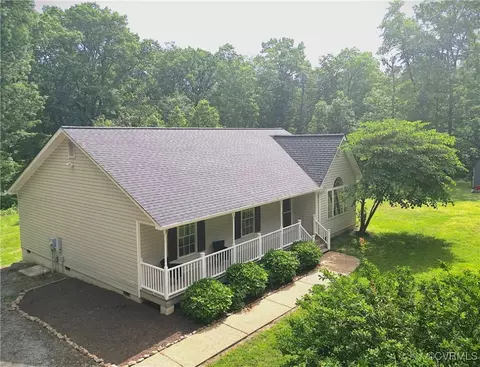 4617 Shannon Hill Estates Rd, Kents Store, VA 23084