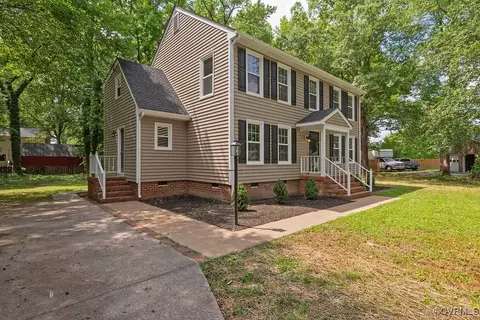 8282 Briarthorn Ct, Mechanicsville, VA 23116
