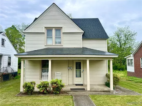 107 W Maryland Ave, Crewe, VA 23930