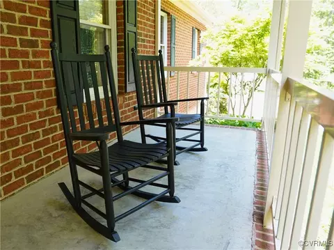 Exterior - 19550 Templeton Rd, Carson, VA 23830 photo 7 of 11