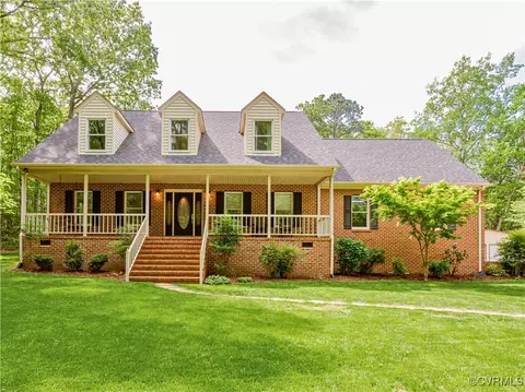 Exterior - 19550 Templeton Rd, Carson, VA 23830 photo 4 of 11