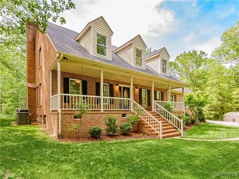 Exterior - 19550 Templeton Rd, Carson, VA 23830 photo 6 of 11