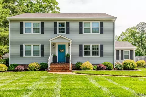 10102 Cherrywood Dr, Richmond, VA 23238