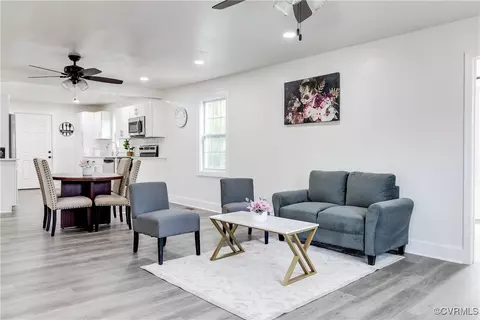 17123 Parkdale Rd, Petersburg, VA 23805