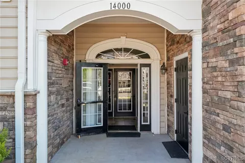 14000 Briars Cir #202, Midlothian, VA 23114