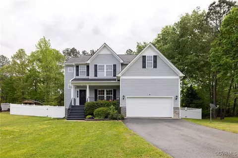 8819 Lake Jordan Cir, Petersburg, VA 23803