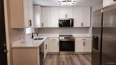 19136 River Town Rd, Yale, VA 23897