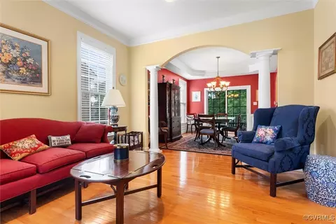 Living - 14737 Rolling Spring Dr, Midlothian, VA 23114 photo 3 of 3