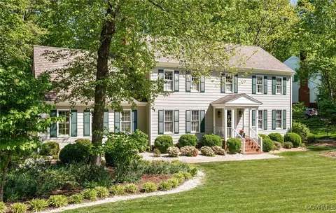 12001 Bondurant Dr, North Chesterfield, VA 23236