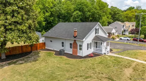 1808 Francis Rd, Glen Allen, VA 23059