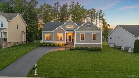 8949 Lavenham Loop, Midlothian, VA 23112 photo 4