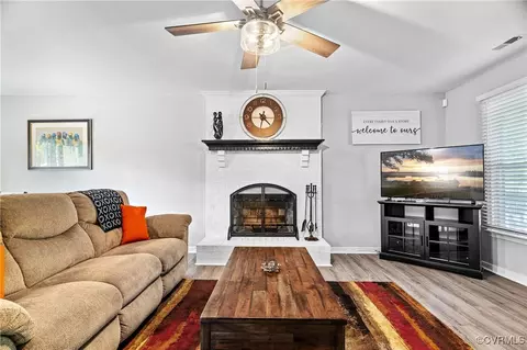 7018 Pointer Ridge Rd, Midlothian, VA 23112 photo 7