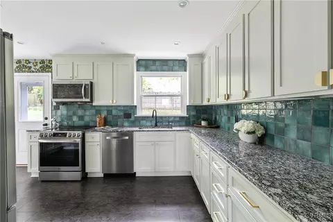 Kitchen - 3454 Warner Rd, Richmond, VA 23225 photo 4 of 7