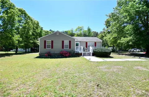 1008 Peach Grove Rd, Saint Stephens Church, VA 23148