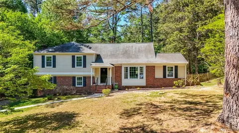 7403 Wyandotte Dr, Richmond, VA 23225
