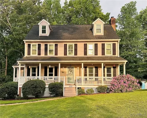 10600 Hamlin Dr, Chester, VA 23831